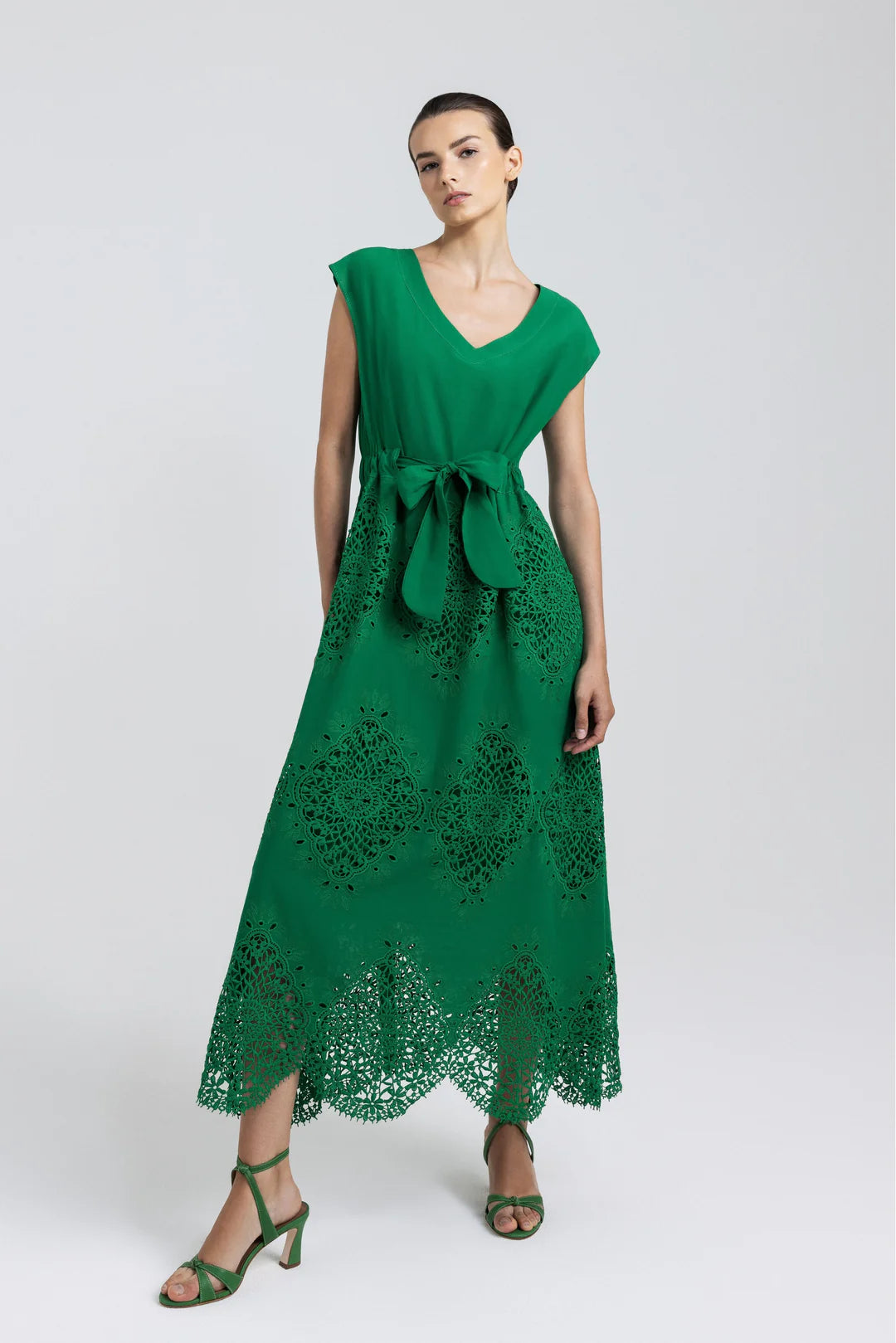 Nadya Toto Sofia Italian Lace Dress – Très Chic