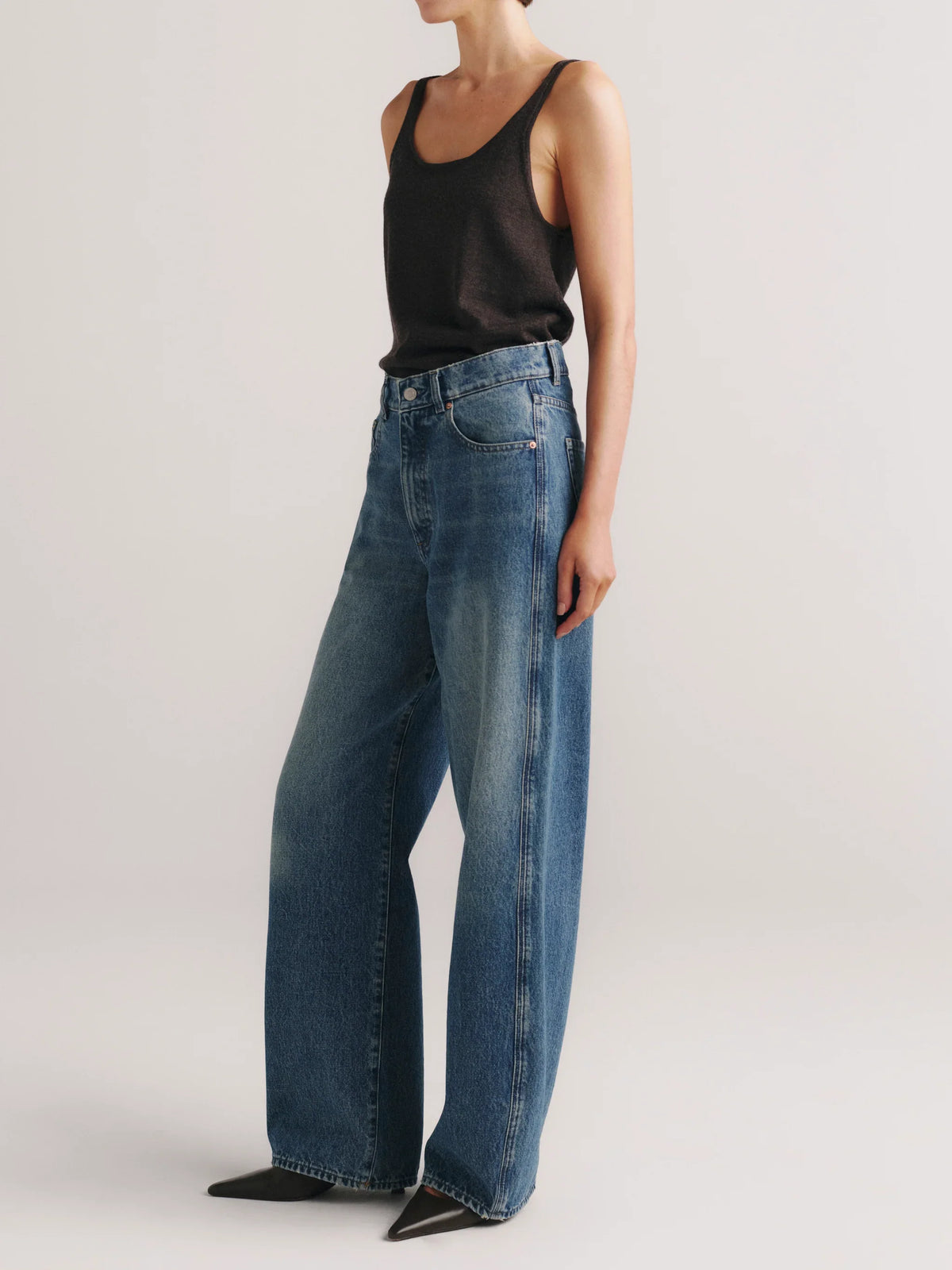 DL1961 Taylor Relaxed Barrel Ultra High Rise 31" Jeans