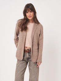 Blazer en laine tricotée douce à motifs répétitifs