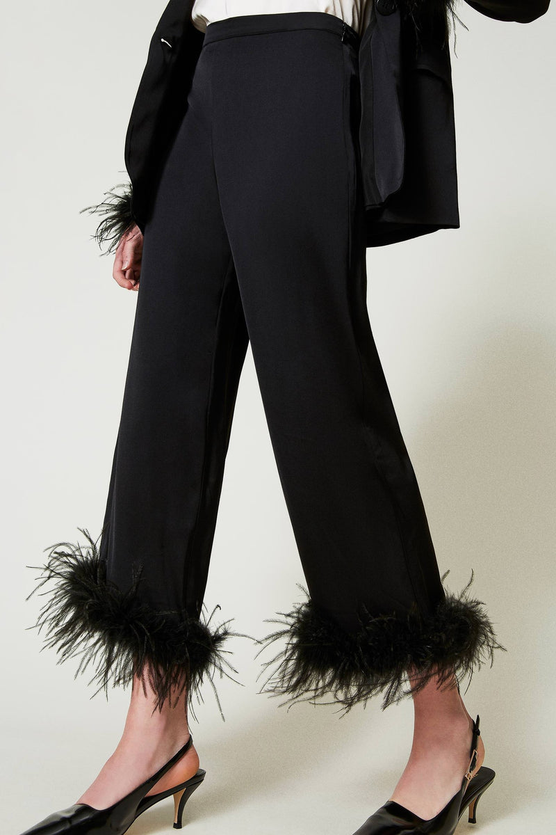 Pantalon Twinset en satin avec plumes