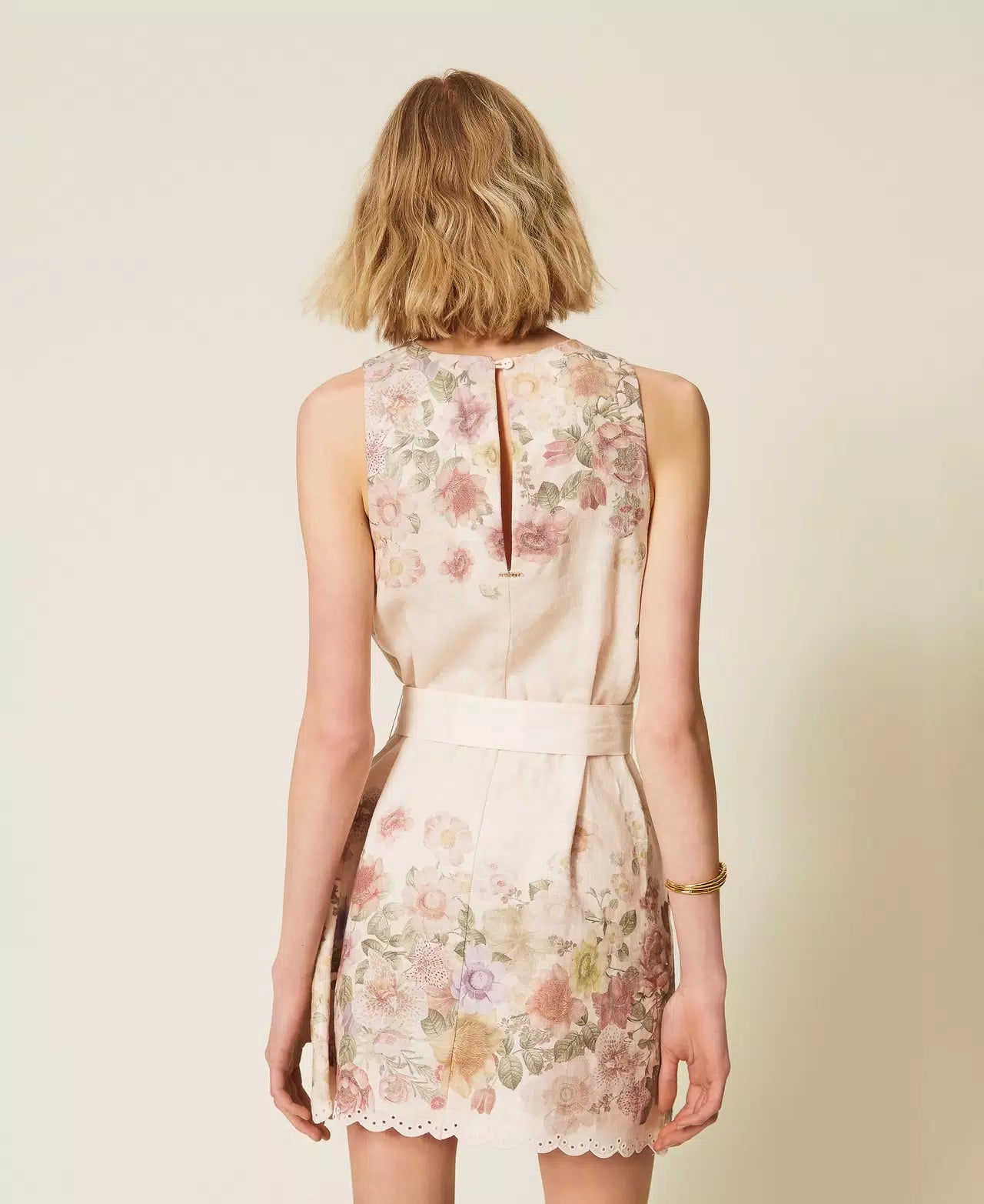 Robe courte florale en lin avec broderie Twinset