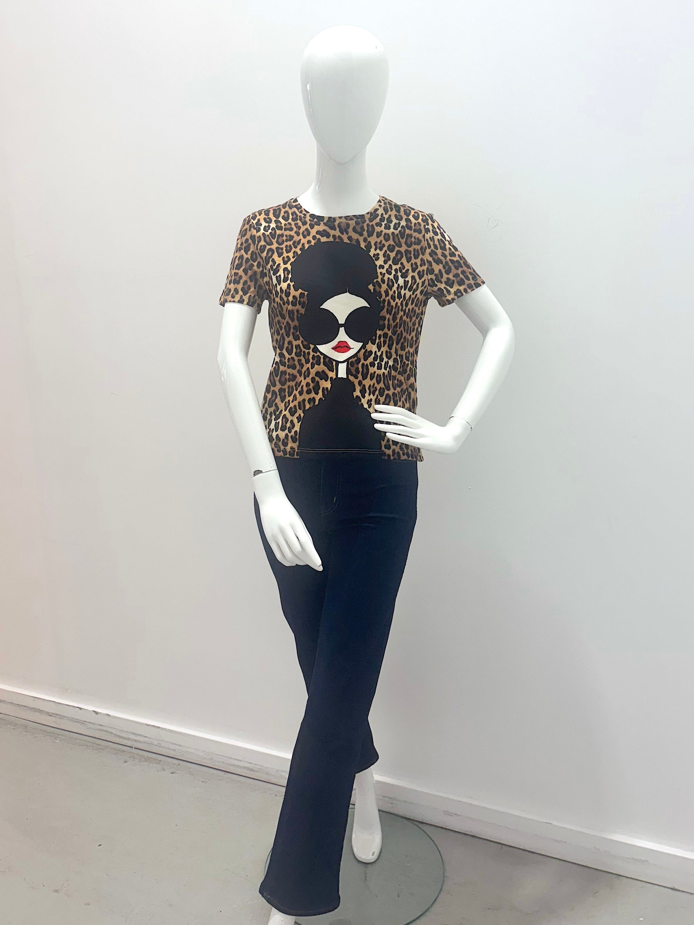 Alice + Olivia Rylyn Staceface Short-Sleeve Crewneck Top Spotted