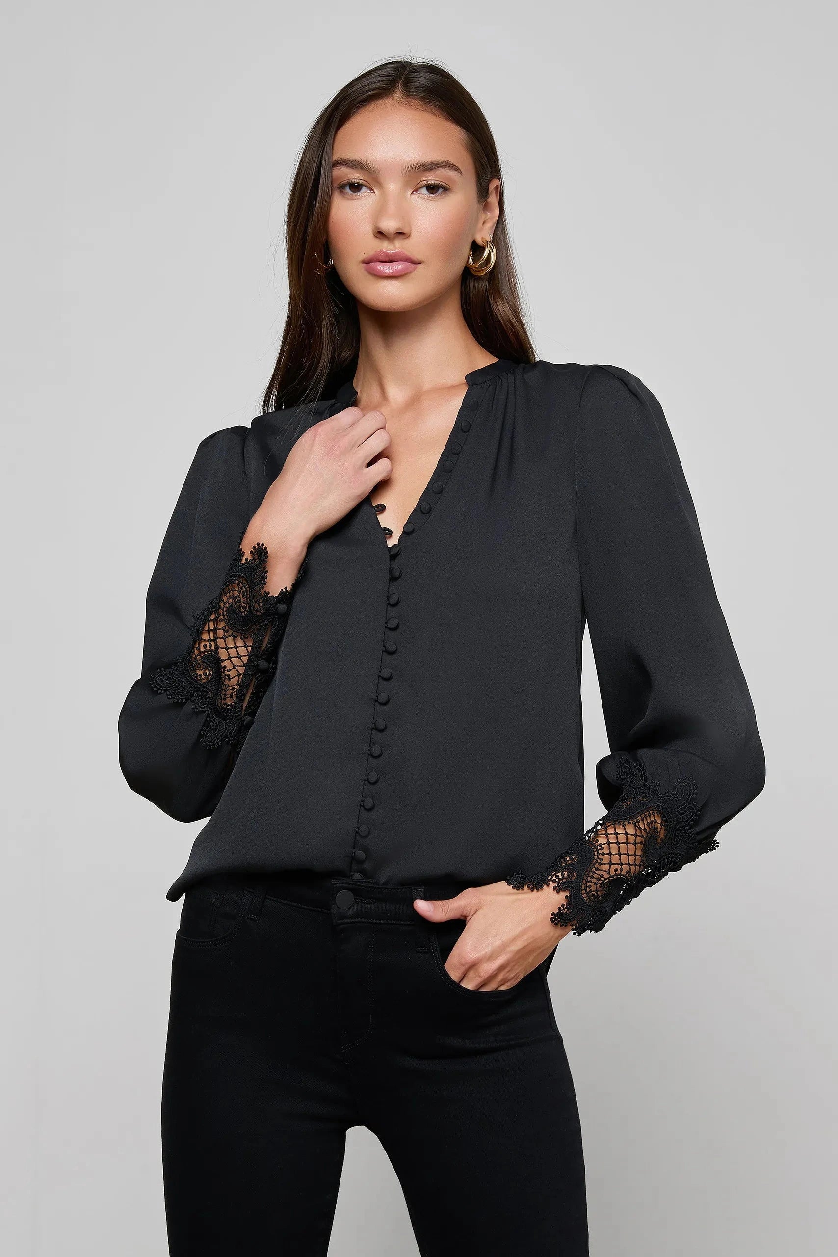 L'Agence Ava Blouse à Revers en Dentelle Noir