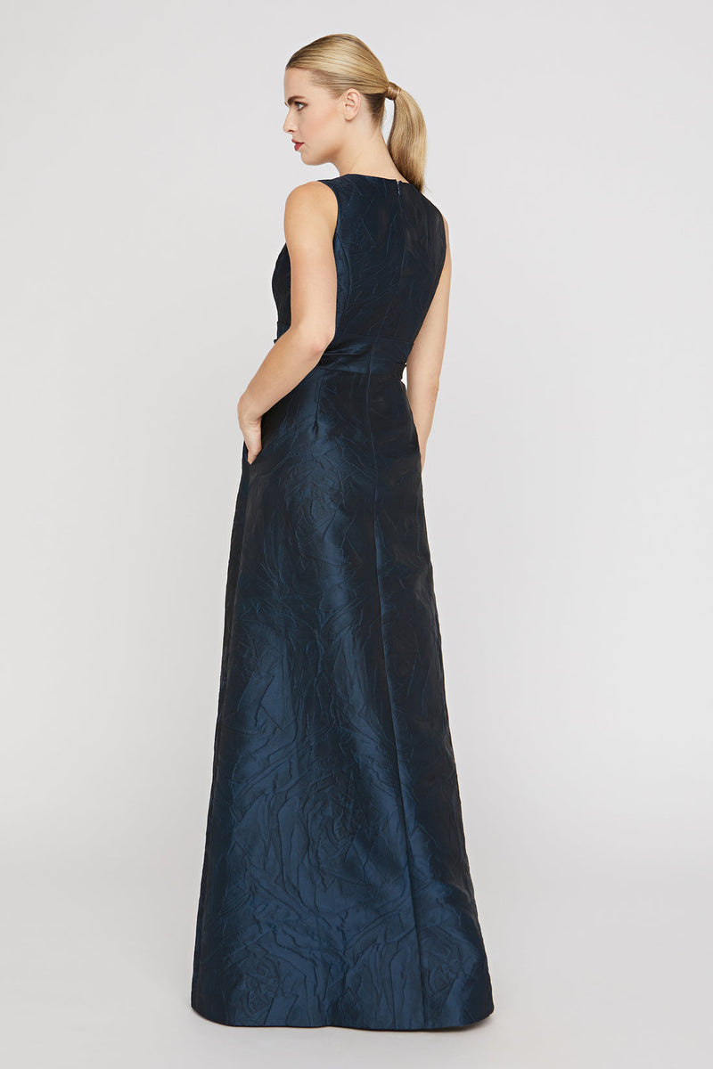 La petite Robe de Chloe Gown