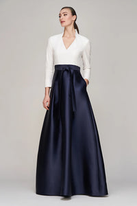 La Petite Robe de Chloe Phoebe Gown White/Dark Twilight