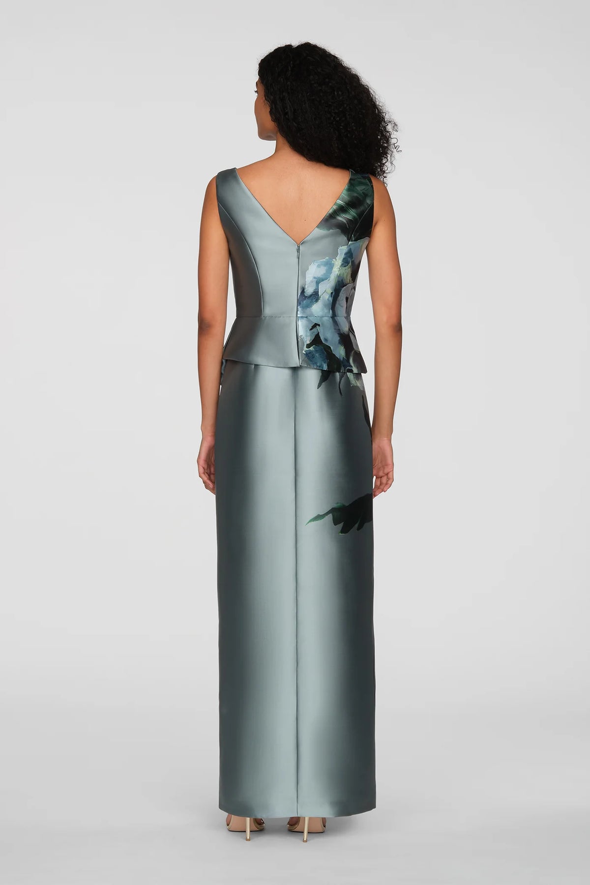 La Petite Robe de Chloe Luciana Column Gown Iceberg