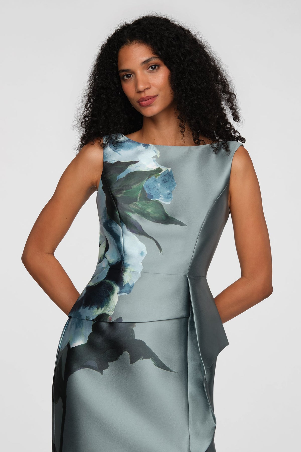 La Petite Robe de Chloe Luciana Column Gown Iceberg