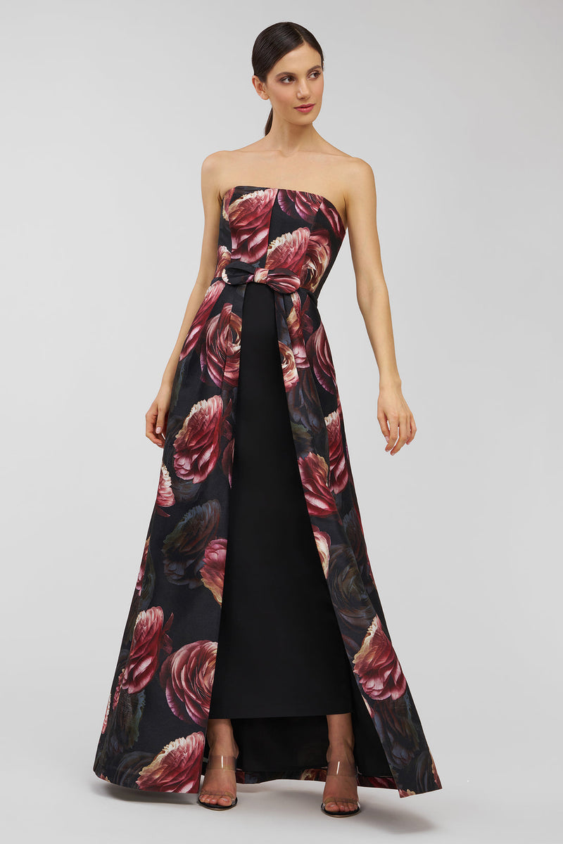 La petite Robe de Chloe Nestella Walk Thru Gown