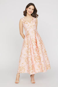 La Petite Robe de Chloé Robe longueur thé