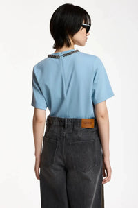 T-shirt avec chaîne Klaim Essentiel Azure Affair