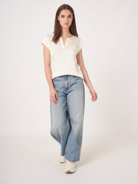 Blouse en soie tissée à motifs répétés (neuve)