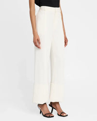 Cinq à Sept Pamela Pant