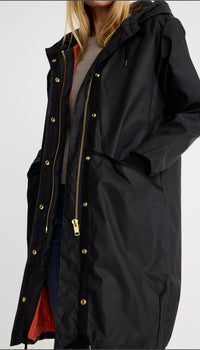 Smythe Dark and Stormy Black