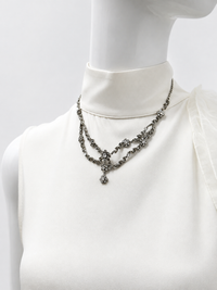 Ensemble collier et boucles d'oreilles Elen Henderson motif fleur