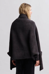 Barefoot Dreams Womens Cozychic Blanket Wrap Carbon