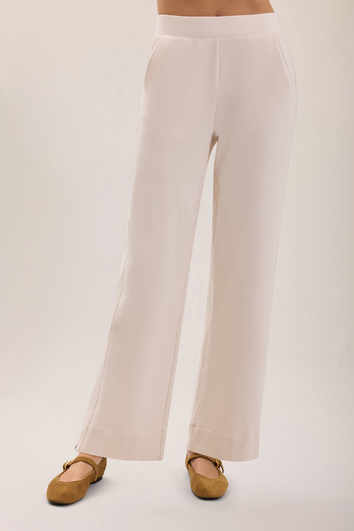 Barefoot Dreams Women's Brushed Fleece Pant - Sand Dune