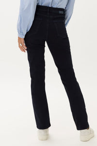 Essential Sleek Jeans