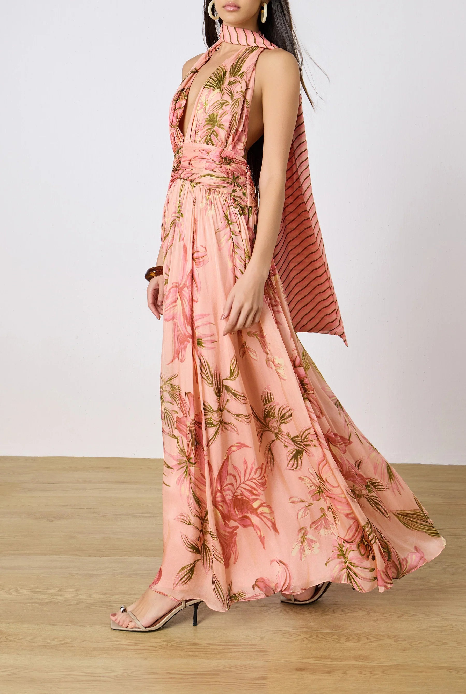Maxi Robe Froncée avec Ceinture Rococo Sand Pêche