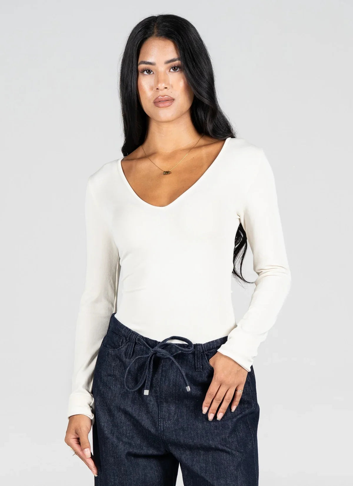 C'est Moi Bamboo L/S V Neck Top