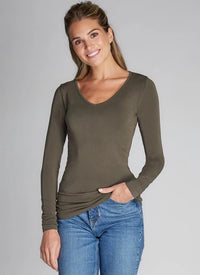 C'est Moi Bamboo L/S V Neck Top
