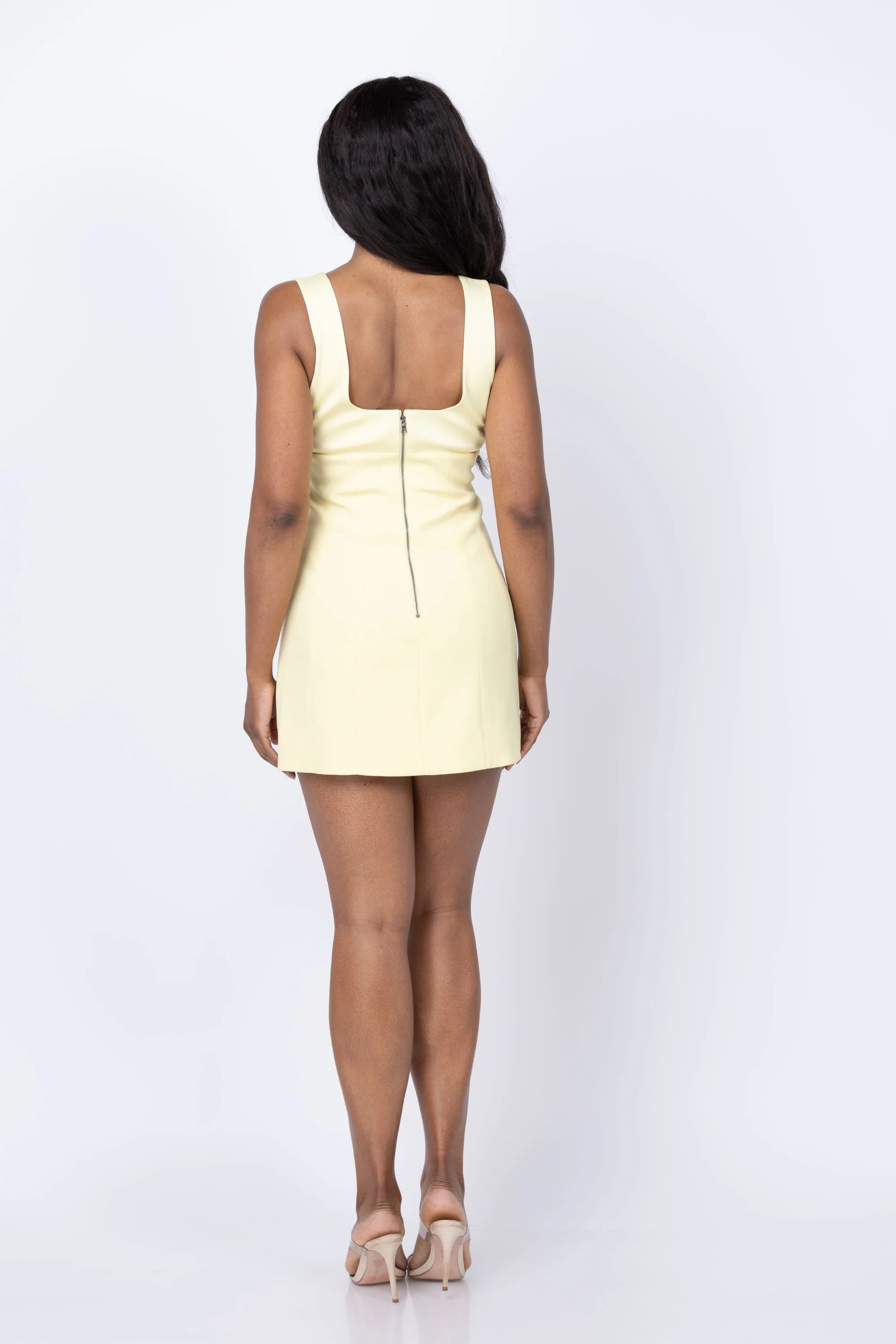 Robe mini Mandy décolletée plongeante Alice + Olivia Beurre