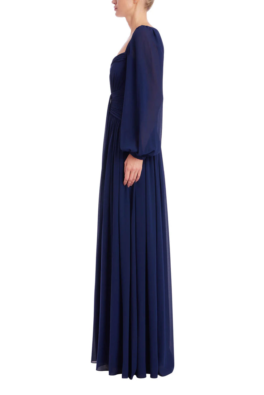 Robe Badgley Mischka plissée à décolleté cœur et manches évêque