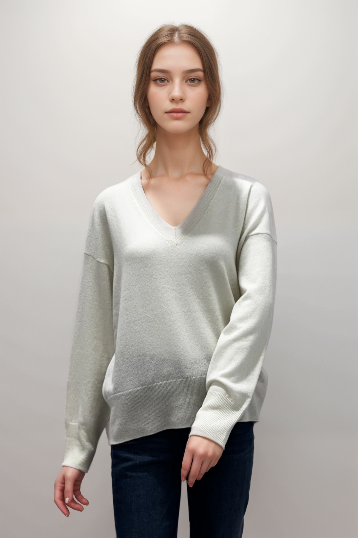 Majestic Filatures Cashmere Seamless Sweater