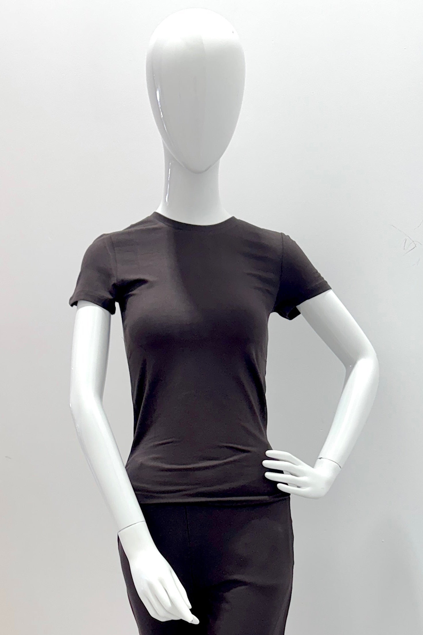 Majestic Filatures Soft-Touch Short-Sleeve Crewneck - Chocolate Mousse