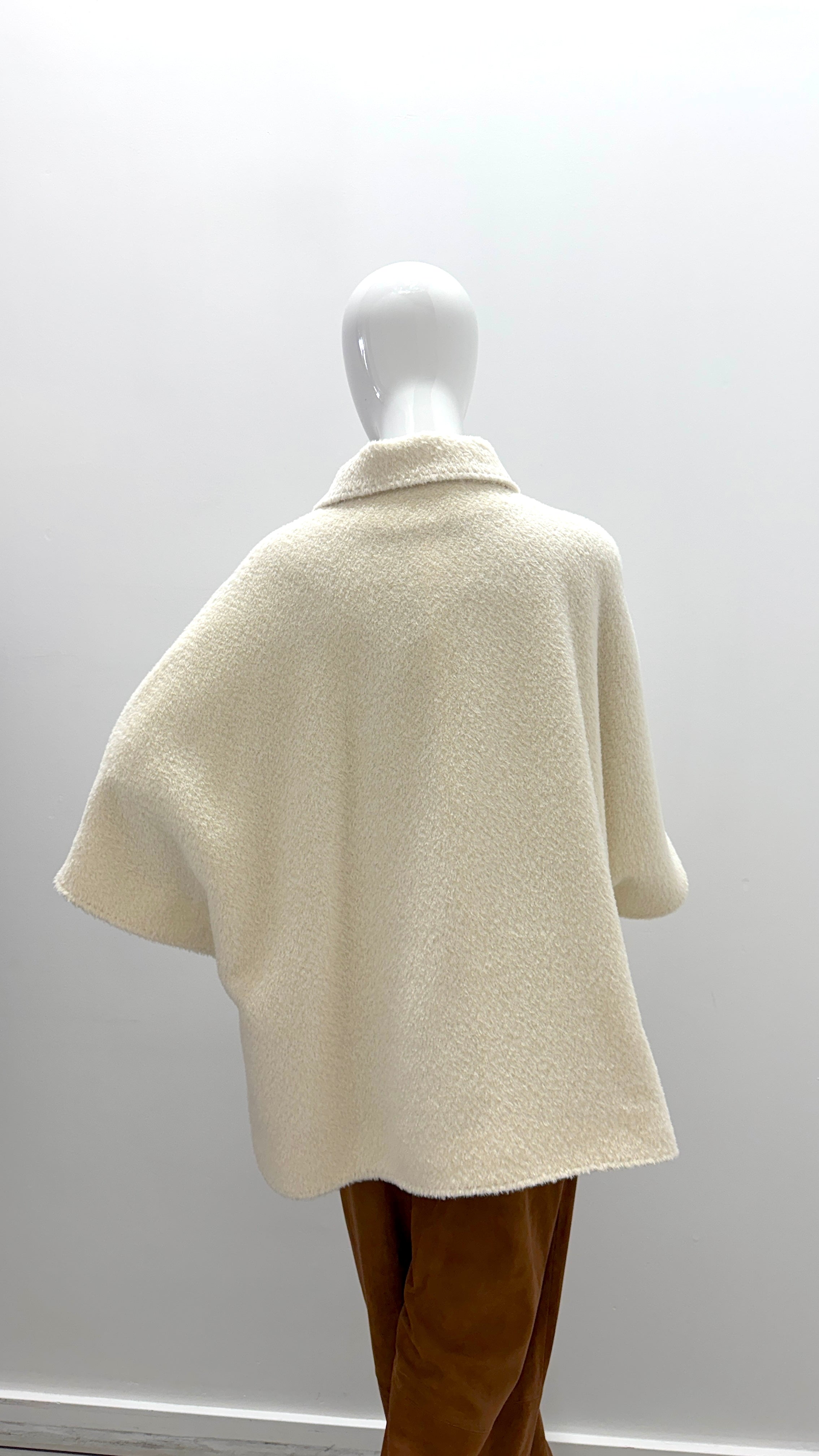 Cinzia Rocca Cape - White