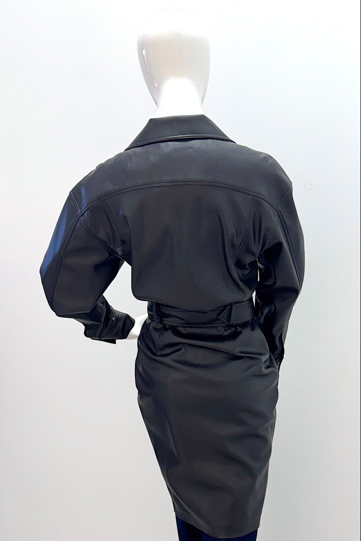 L'Agence 61795ZST-BLAC Robe-veste en cuir Tempest noire
