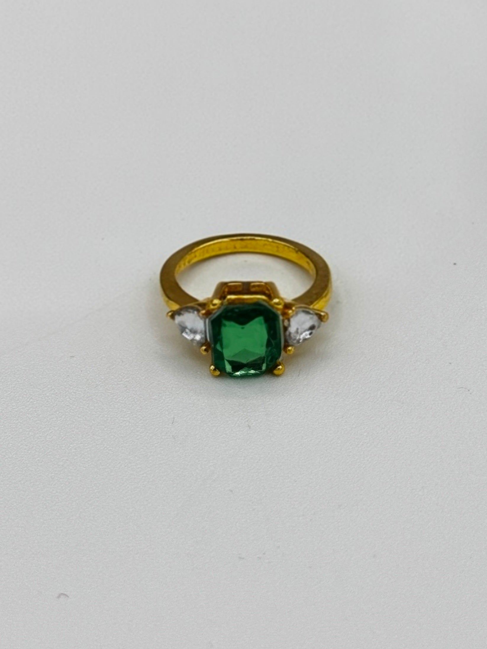 Tres Chic Golden Ring