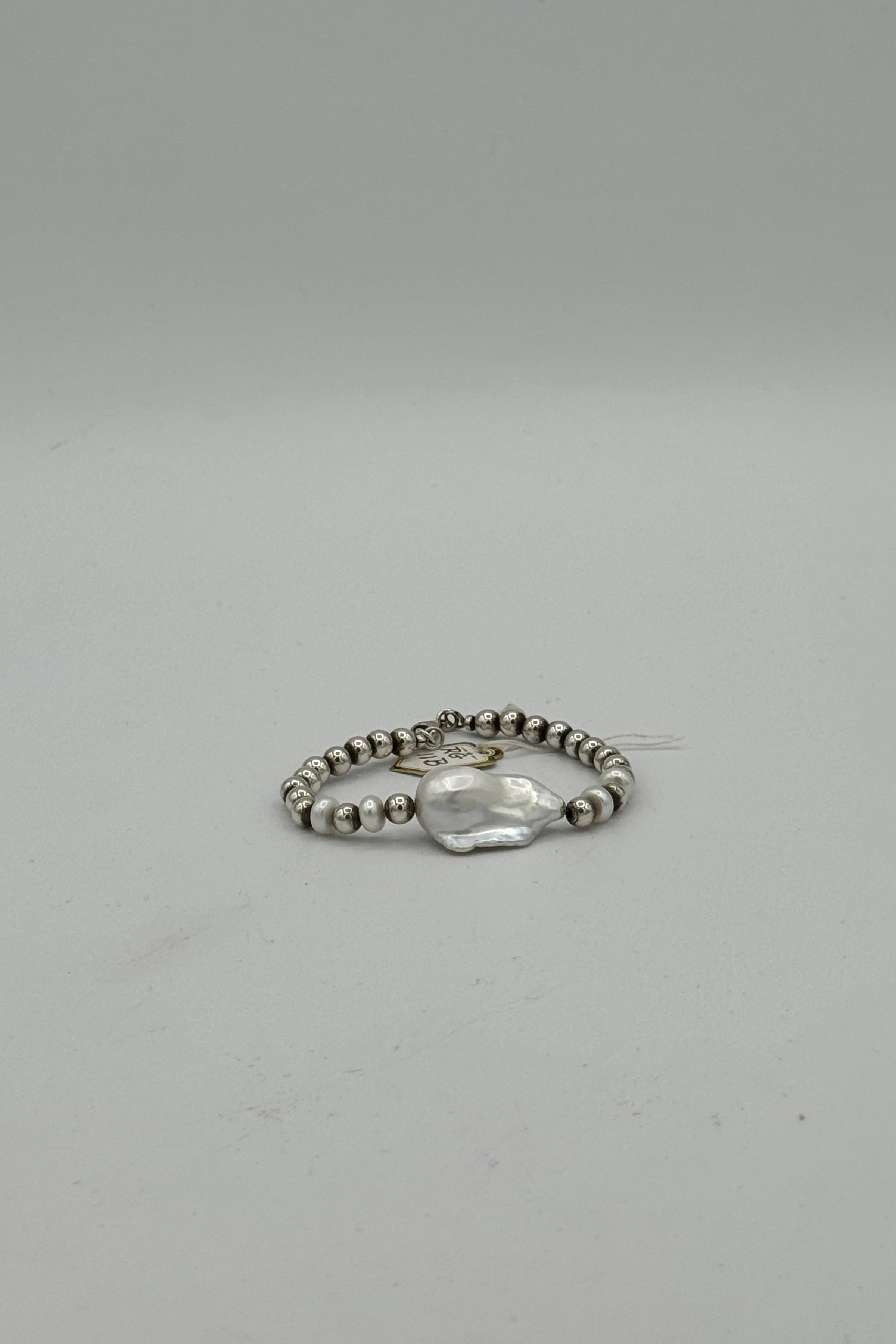 Bracelet rempli de perles