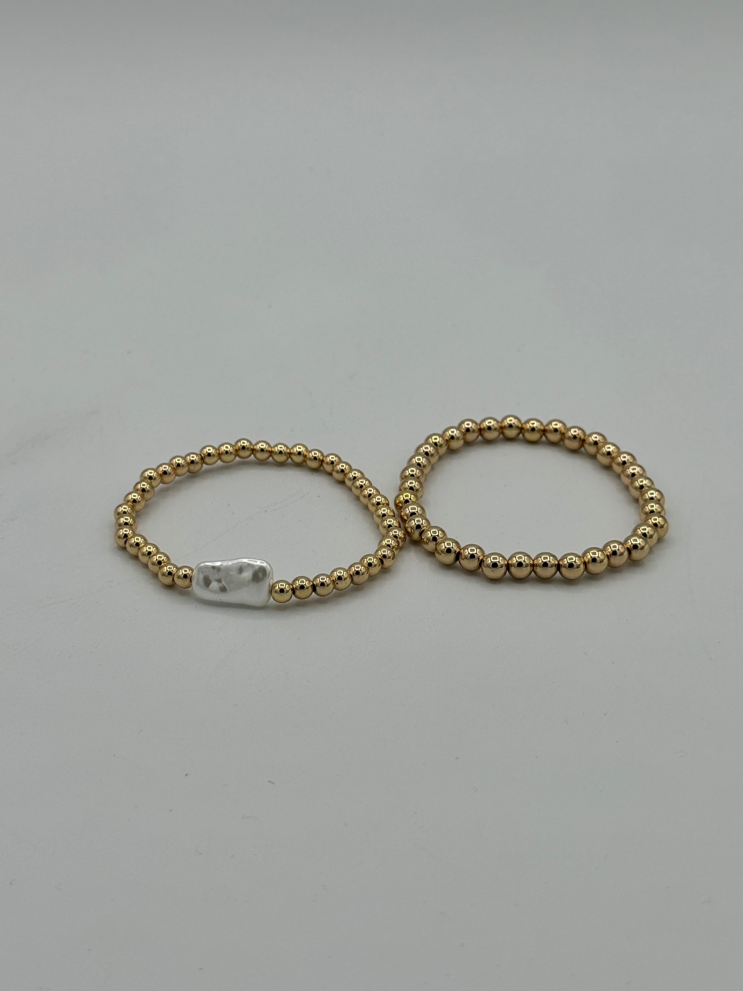 Tres Chic Gold Pearl Bracelet set of 5