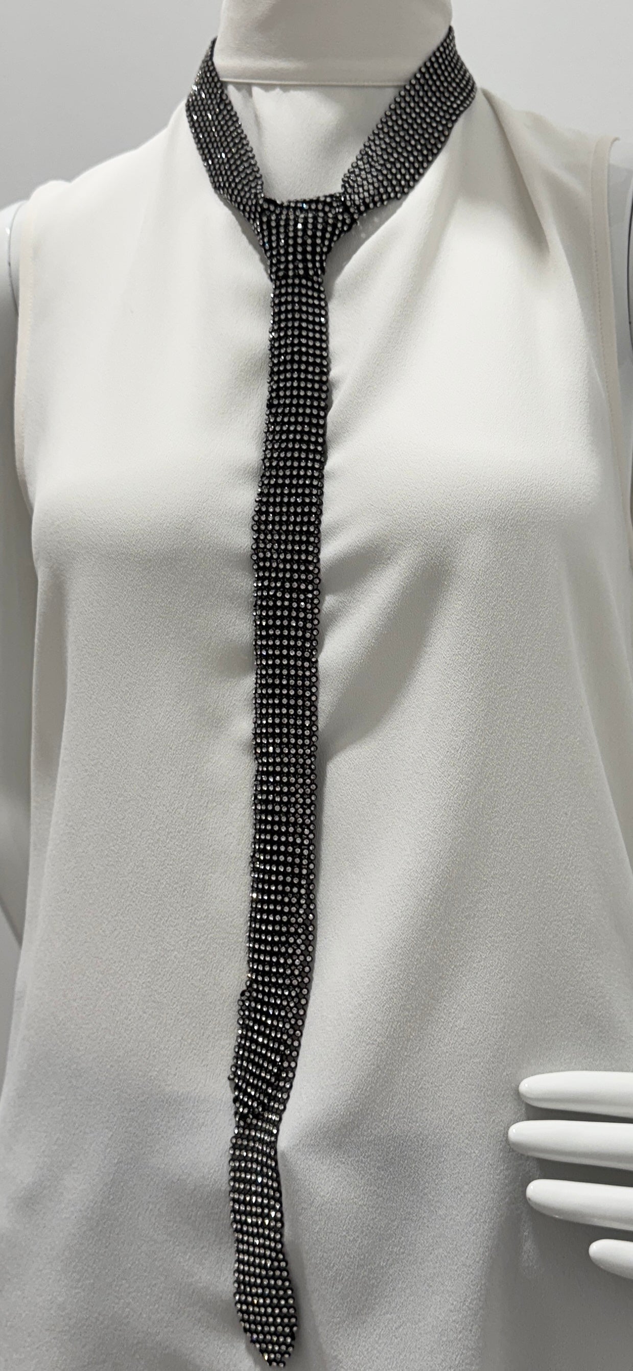 Tres Chic Cravate Noire