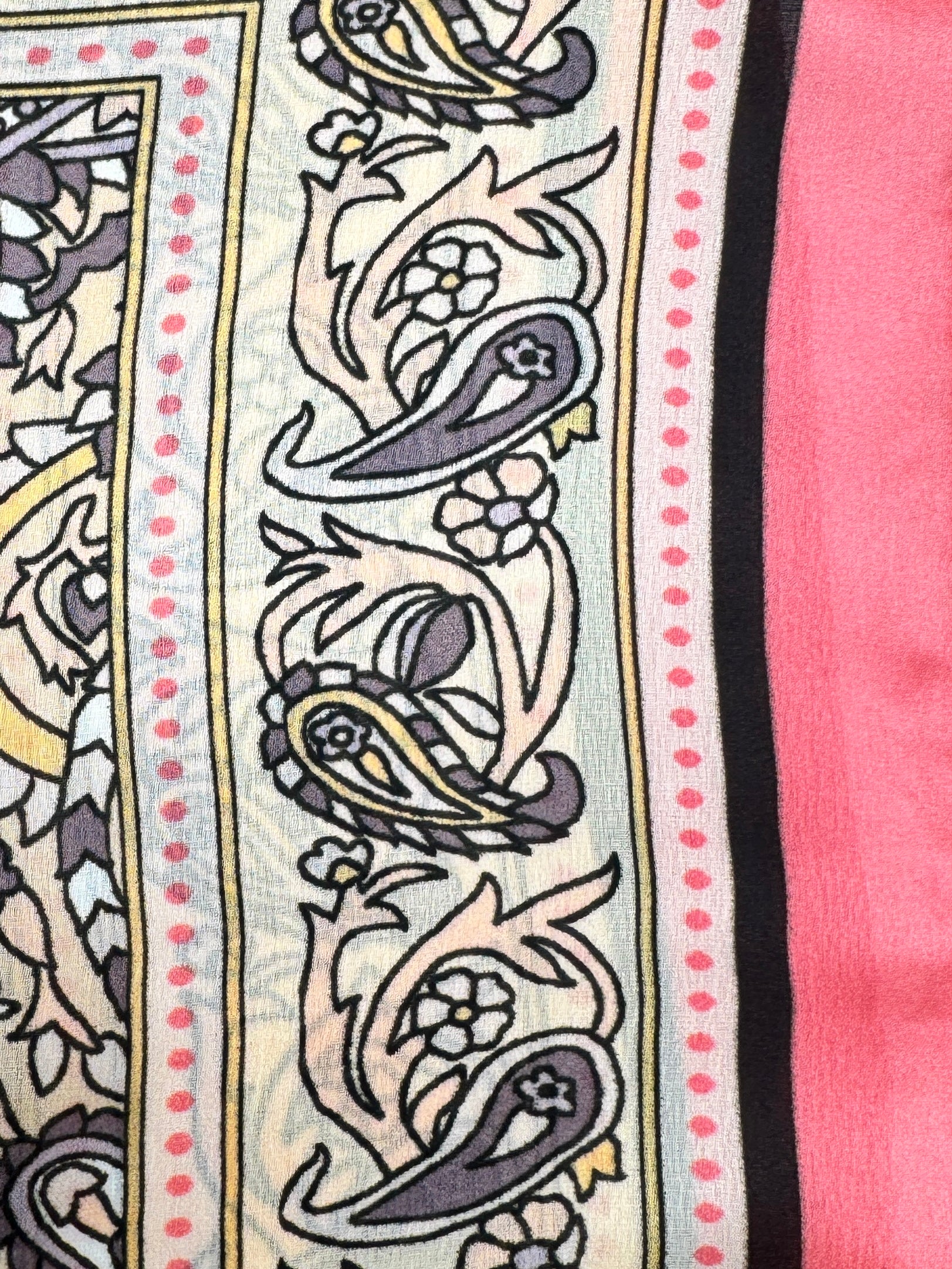 Foulard en soie orchidée rose pâle