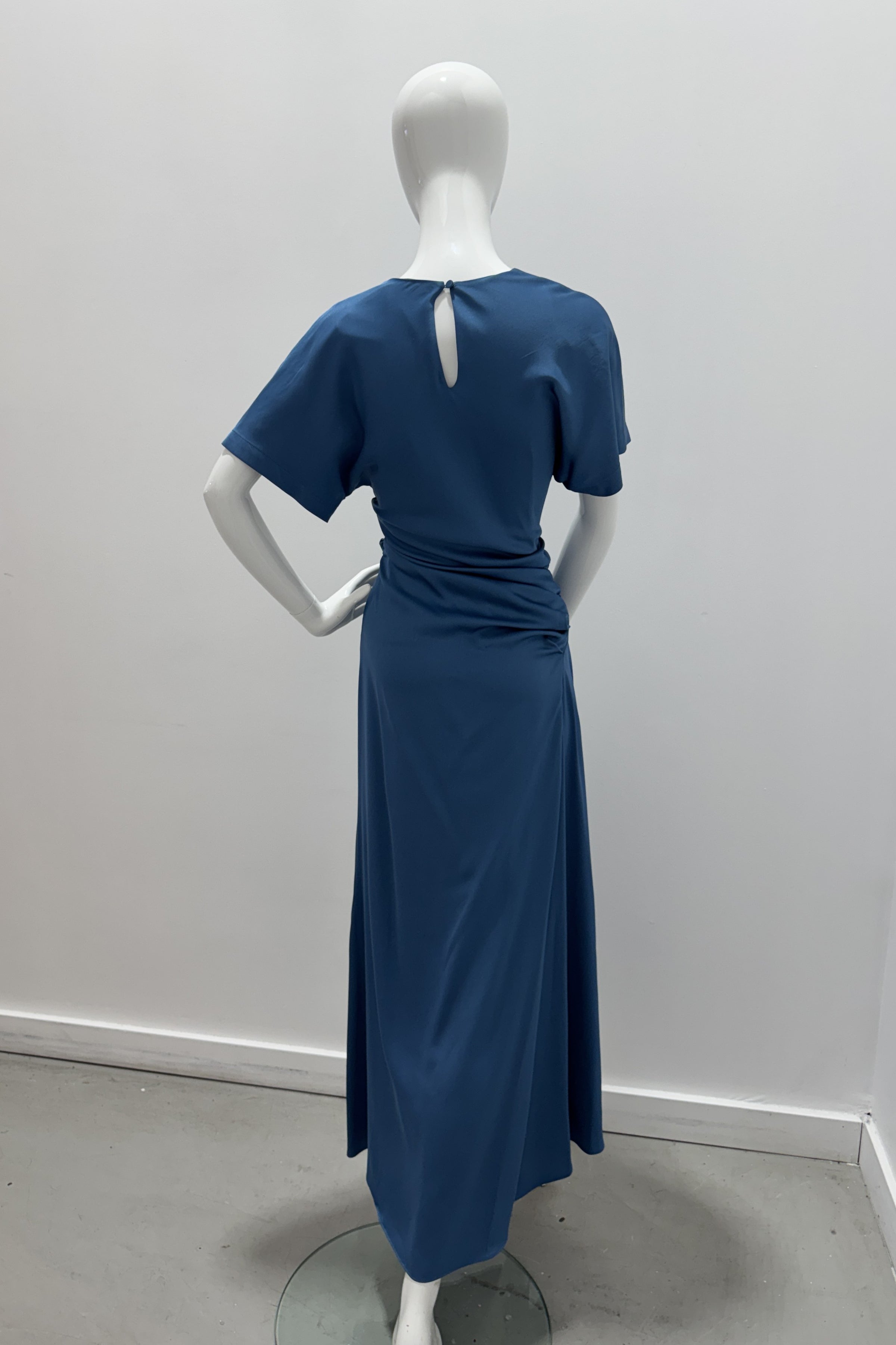 Simkhai 226-1165-Q Robe mi-longue drapée manches courtes Marabella