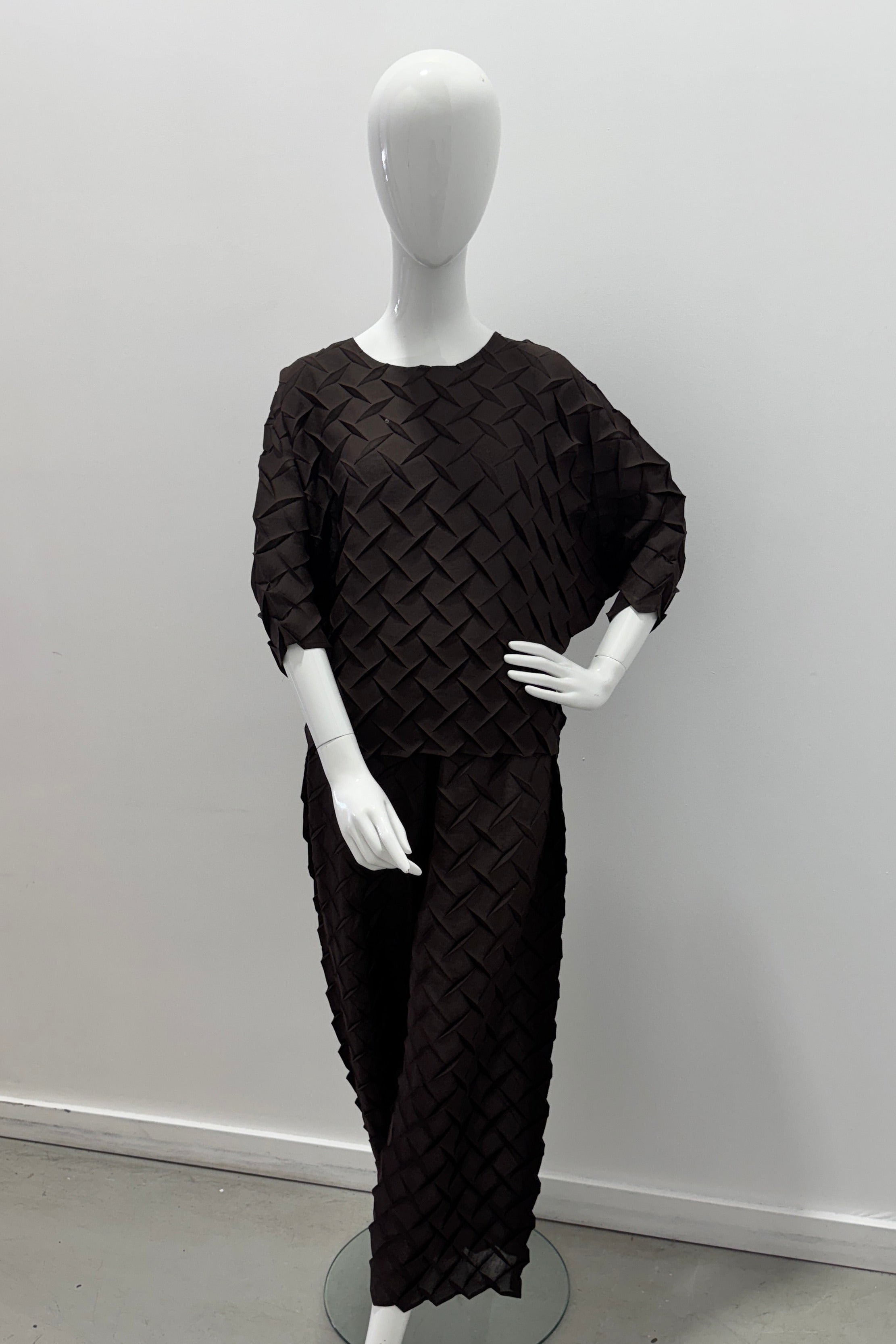 Meimeij Geometric Plissé Pants Moka