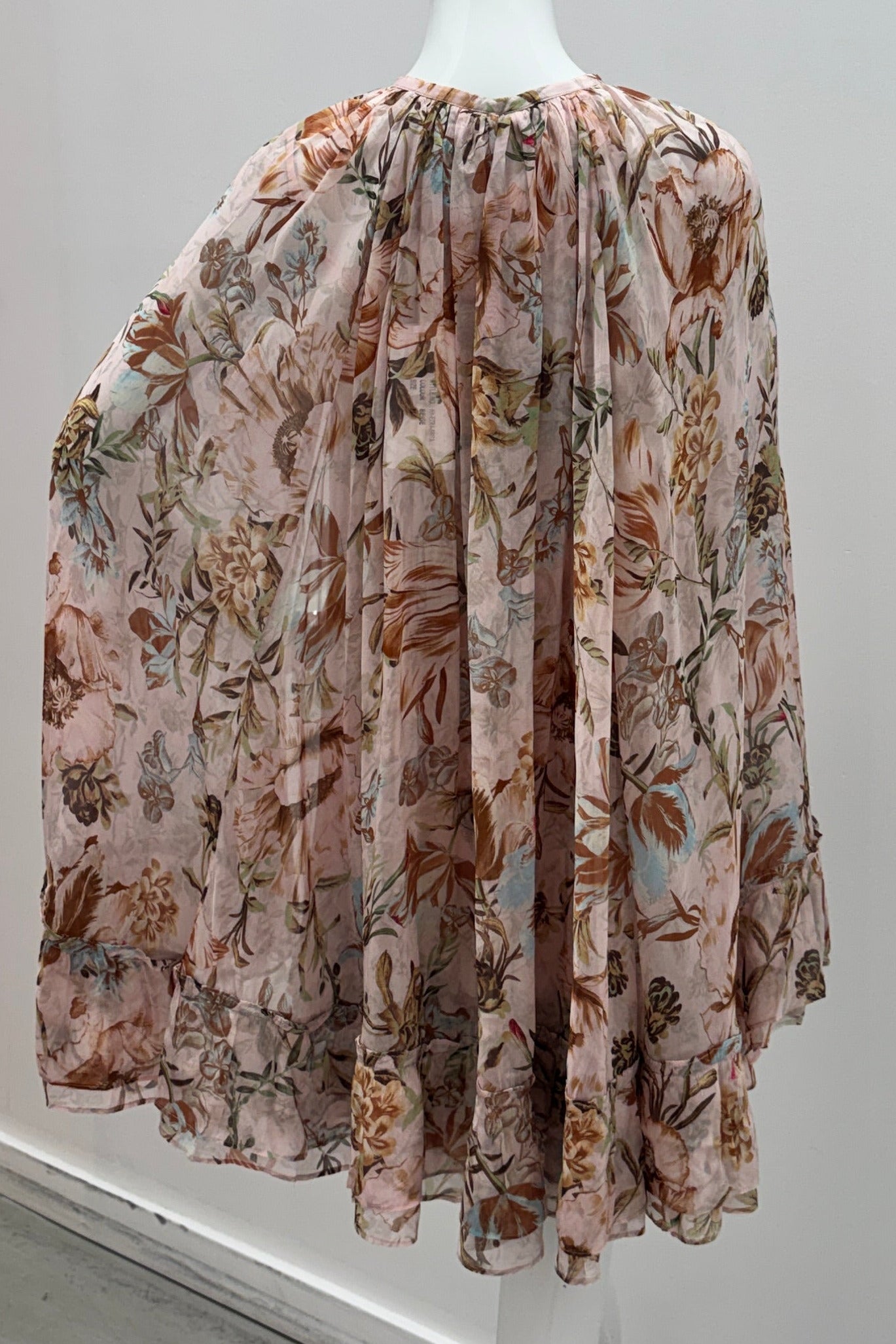 Hemant & Nandita Mini Dress Cape Beige