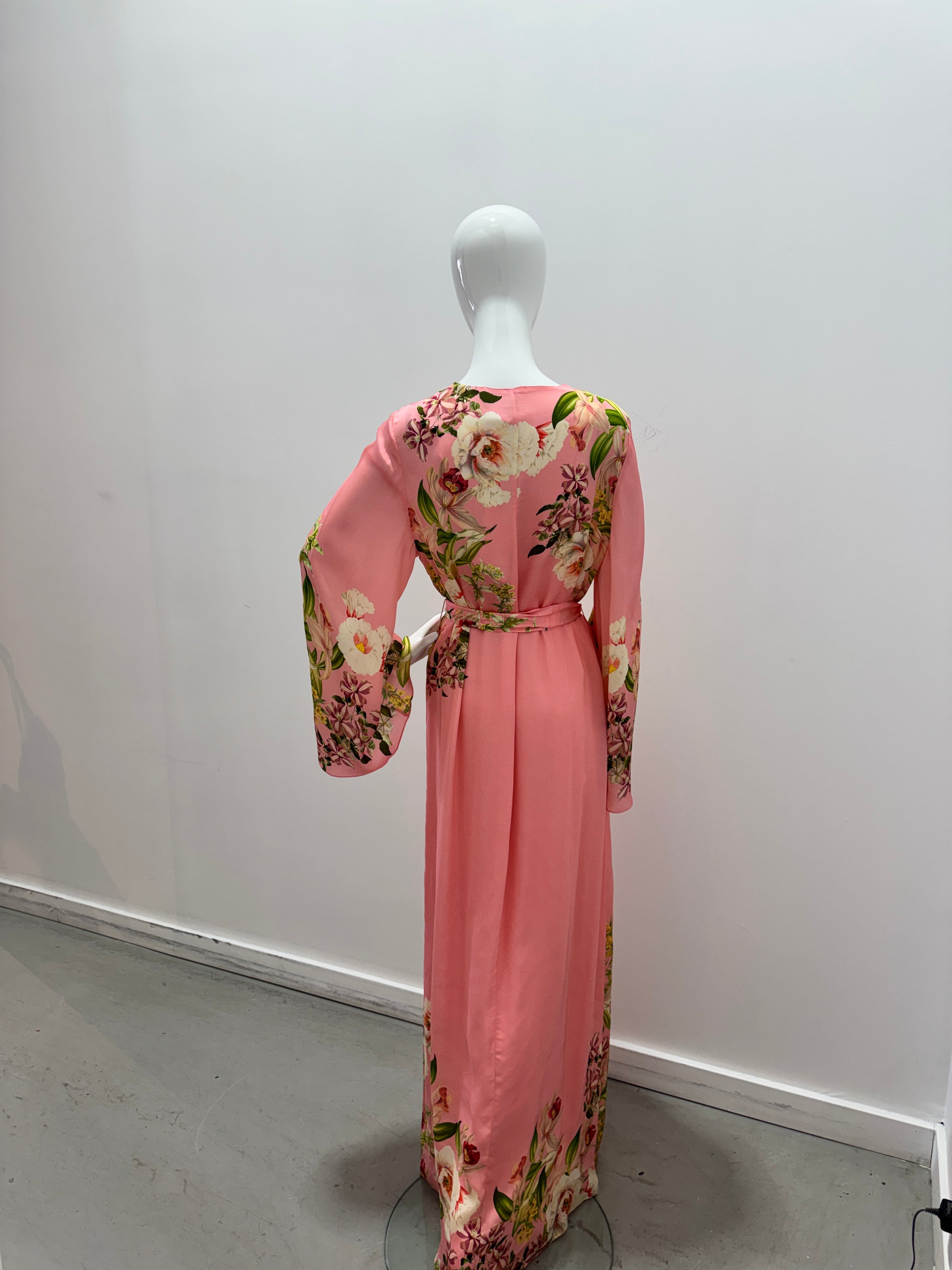 Maxi kaftan Hemant & Nandita avec ceinture rose