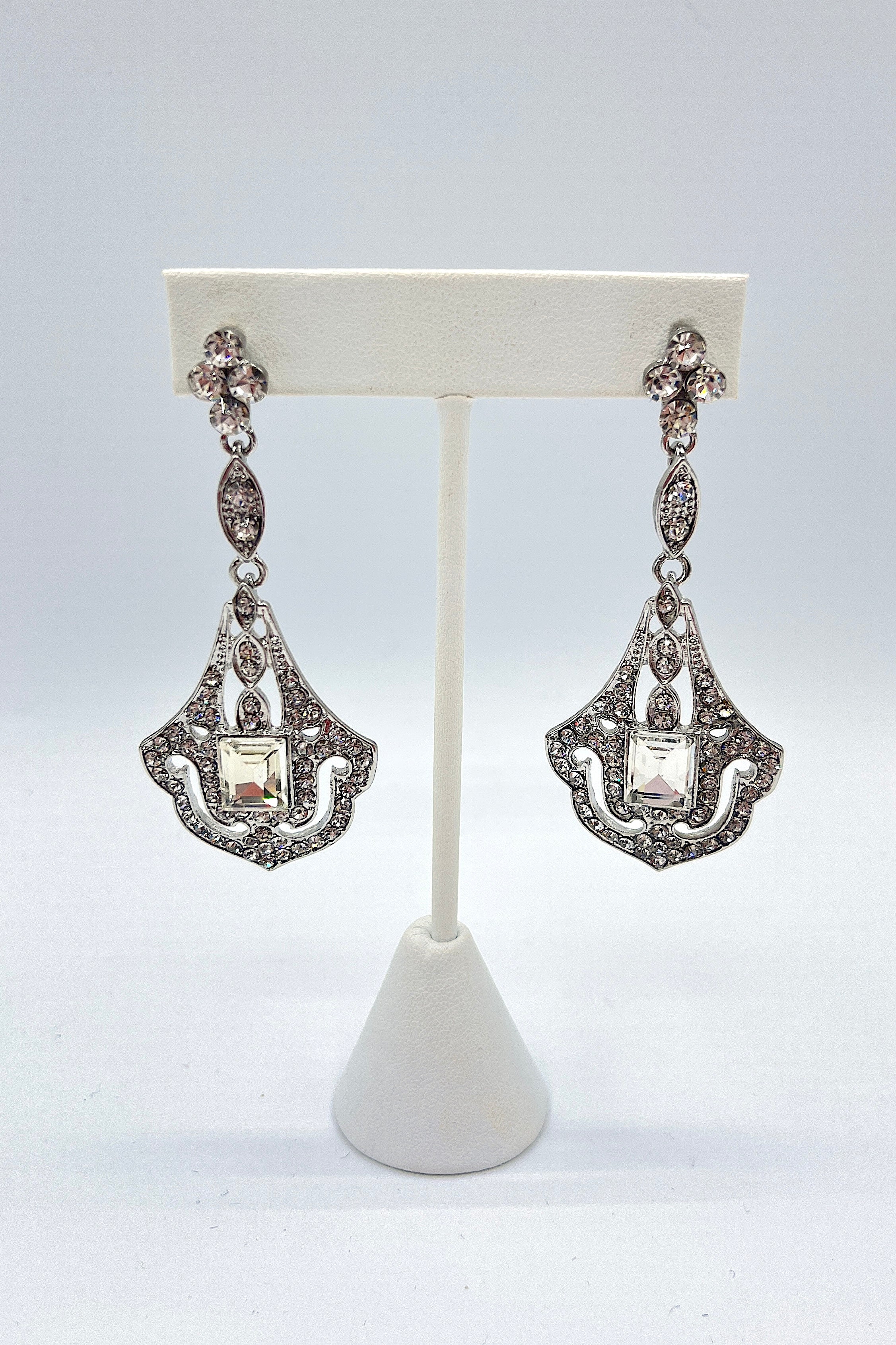 Boucles d'oreilles longues lustre en cristal Elen Henderson