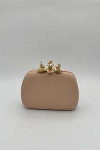 Très Chic Flower Clutch Pink