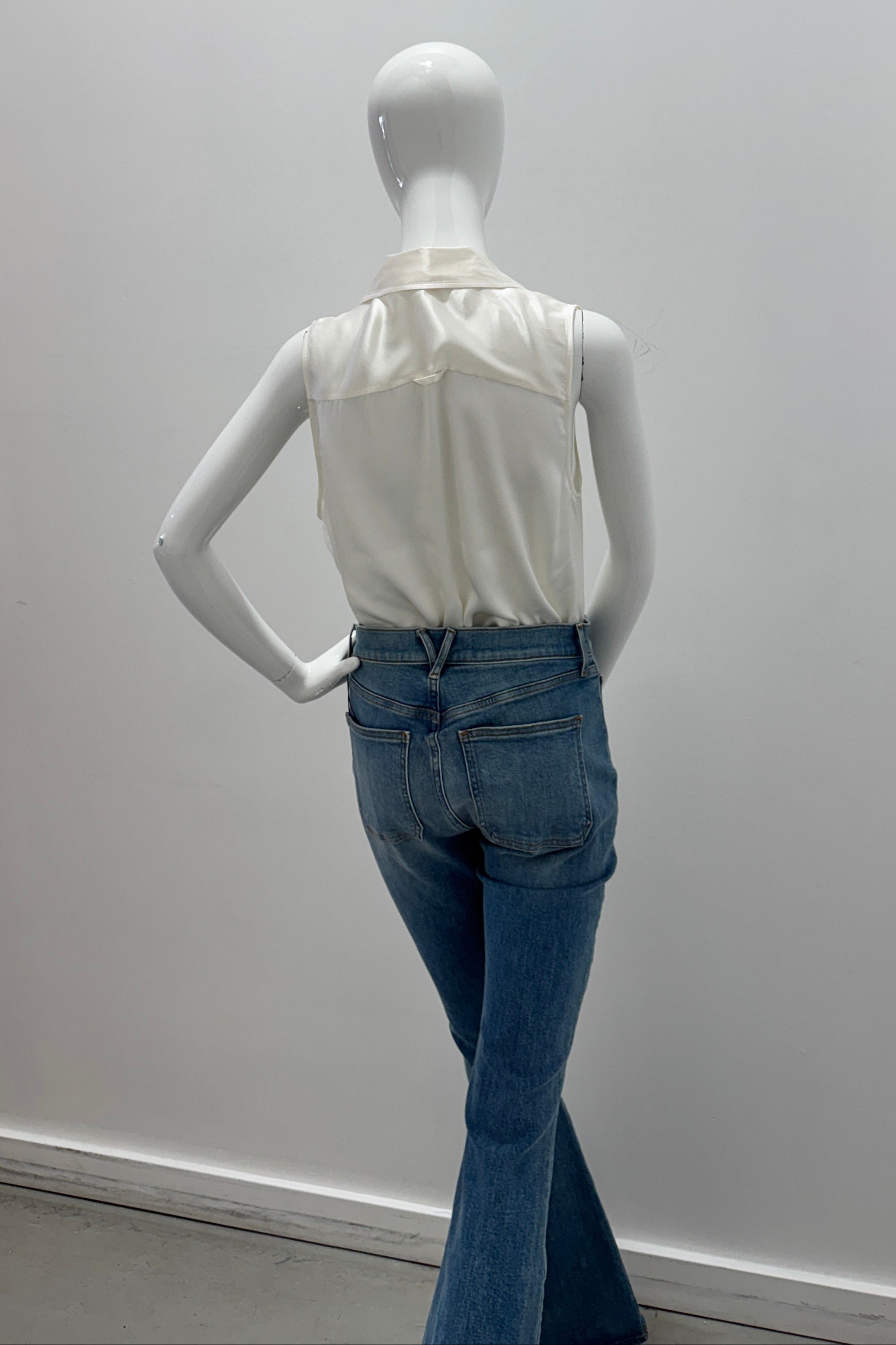 L'Agence Emmy Sleeveless Blouse Ivory
