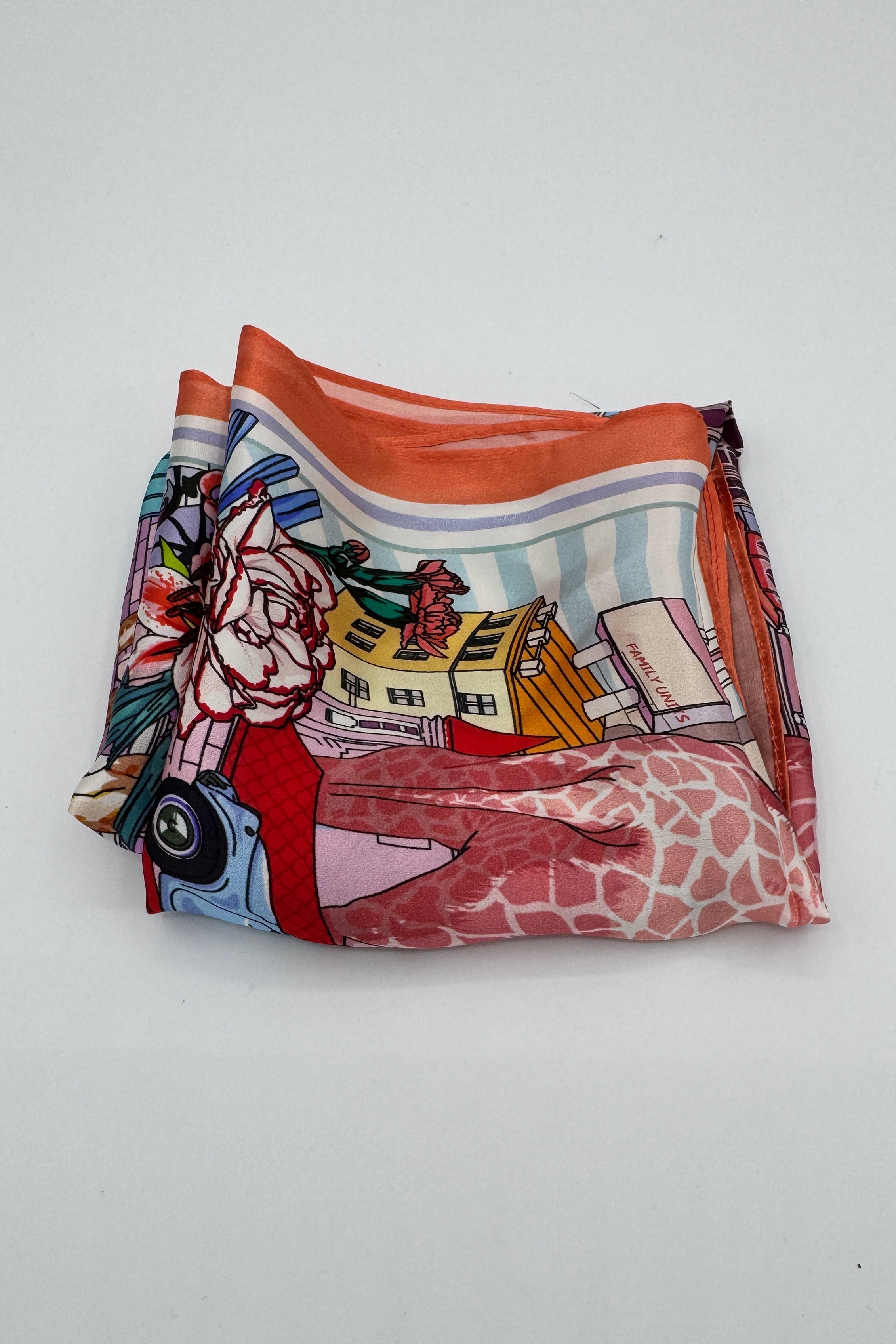 Très Chic Scarf Animal Castle