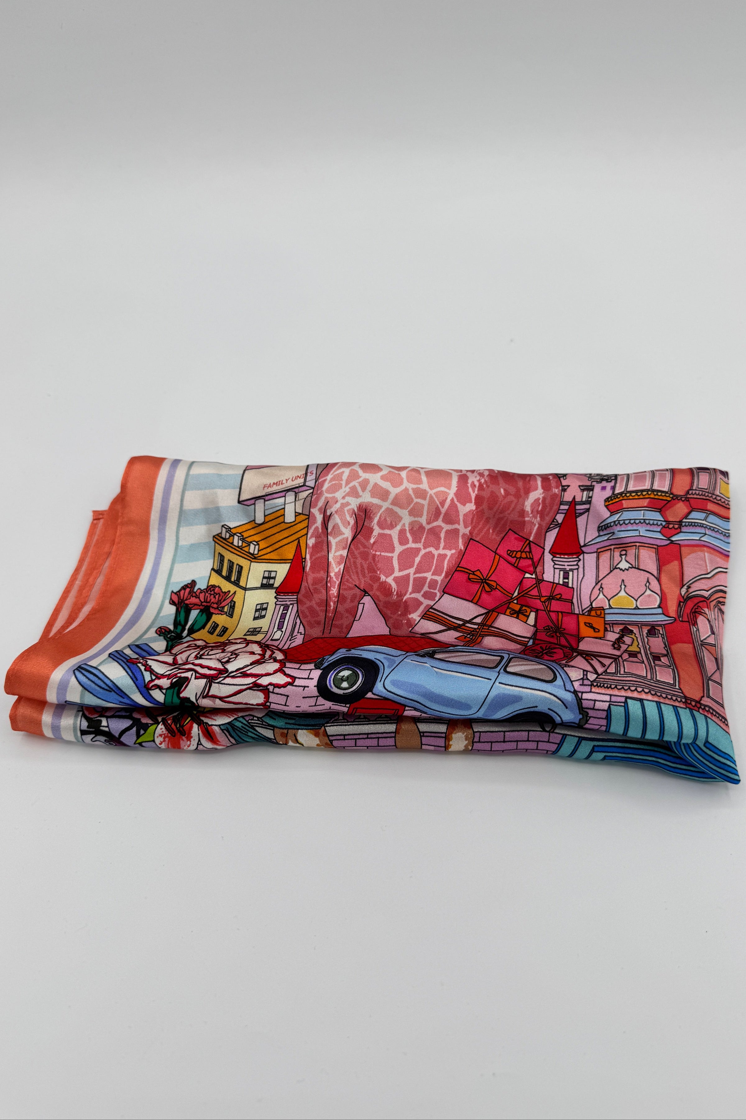 Très Chic Scarf Animal Castle
