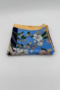 Très Chic Scarf Floral