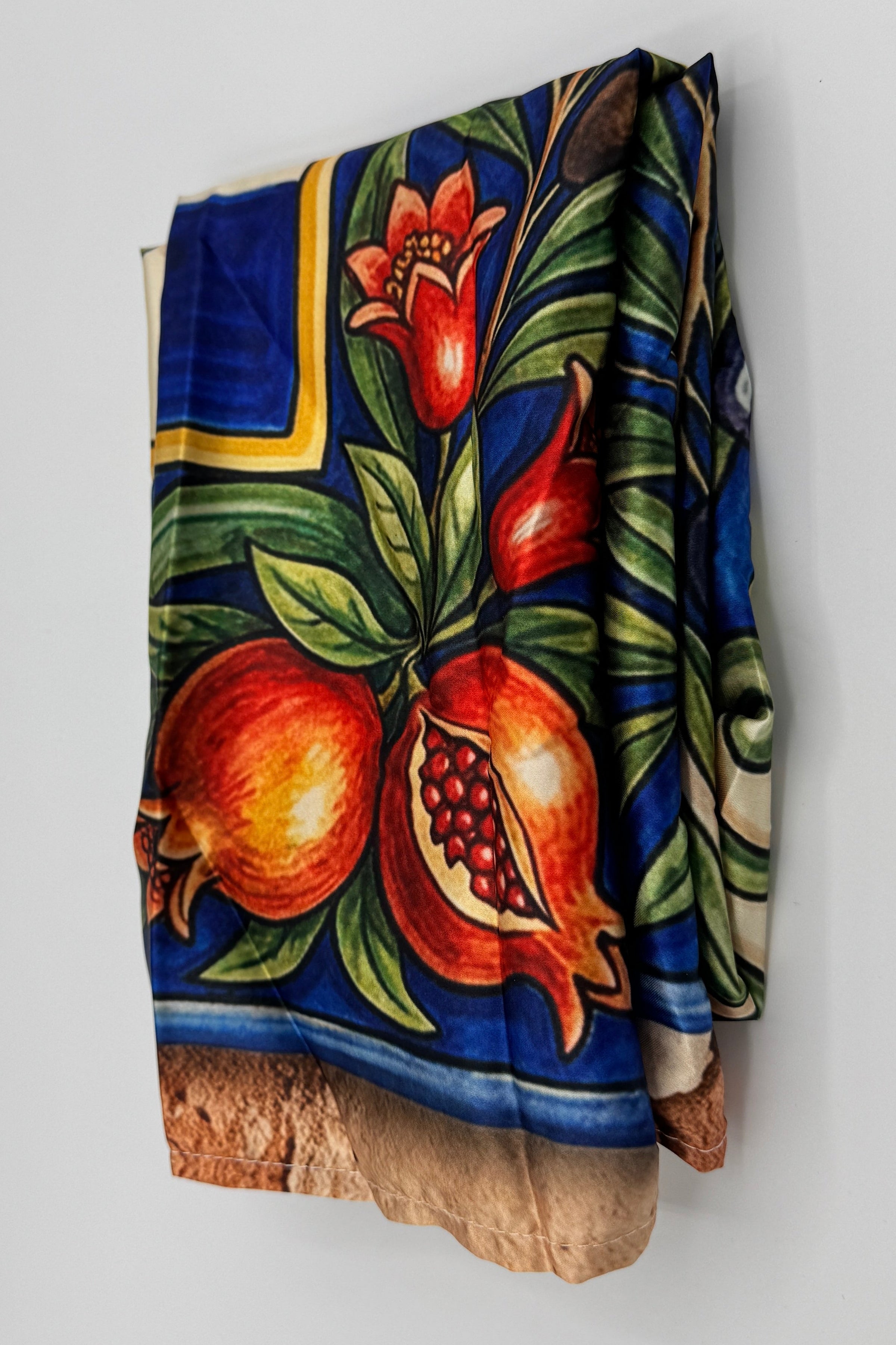 Très Chic Printed Silk Scarf Lemon