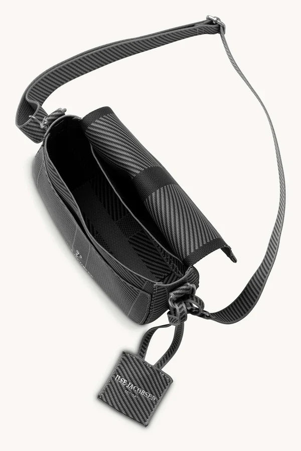 Ilse Jacobsen Knitted Crossbody Bag - Black Gun Metal