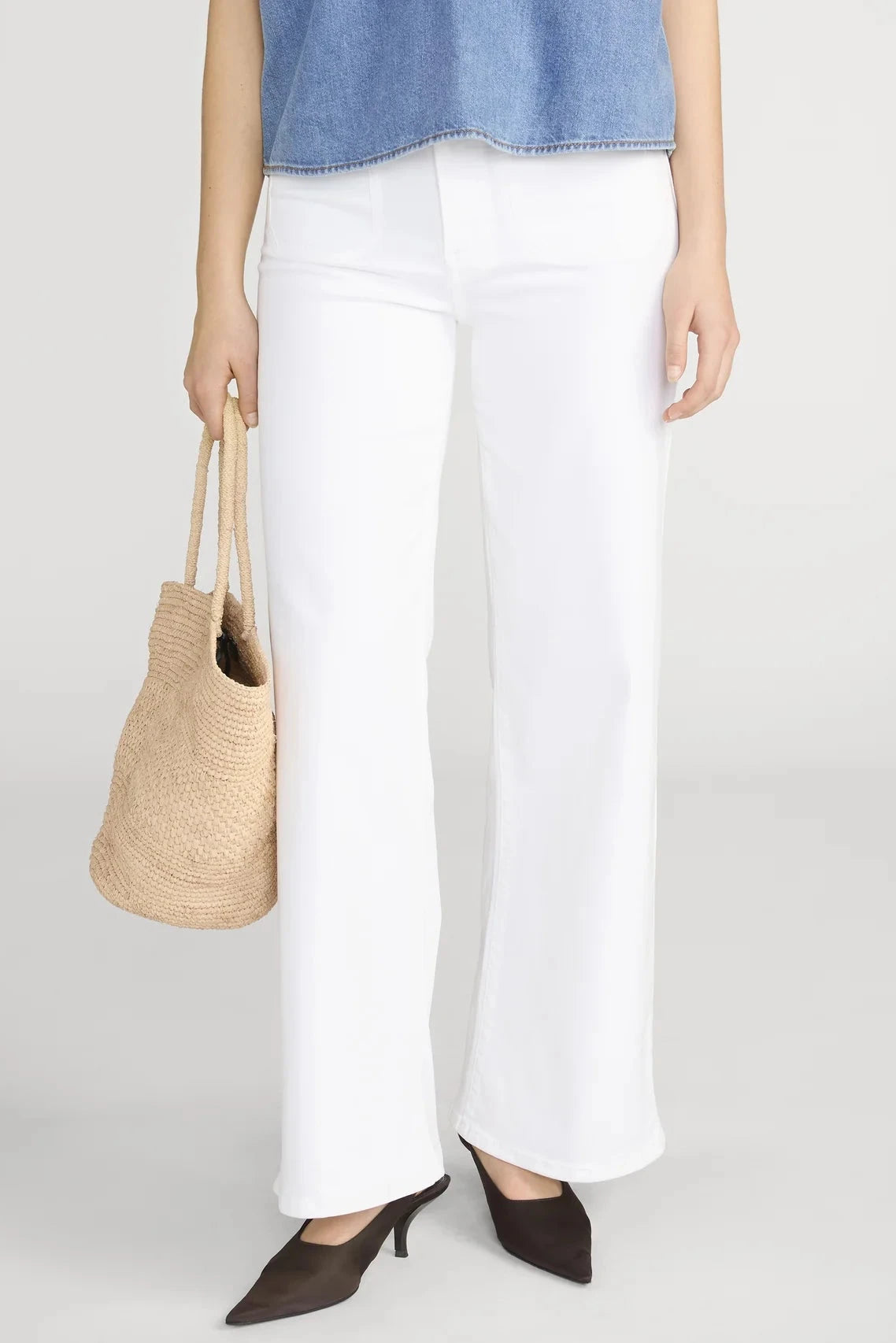 Frame Le Slim Palazzo Moderniste Poche