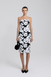 Robe Nadya Toto Parma