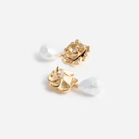 Self-Portrait Gold Flower Pearl Earrings